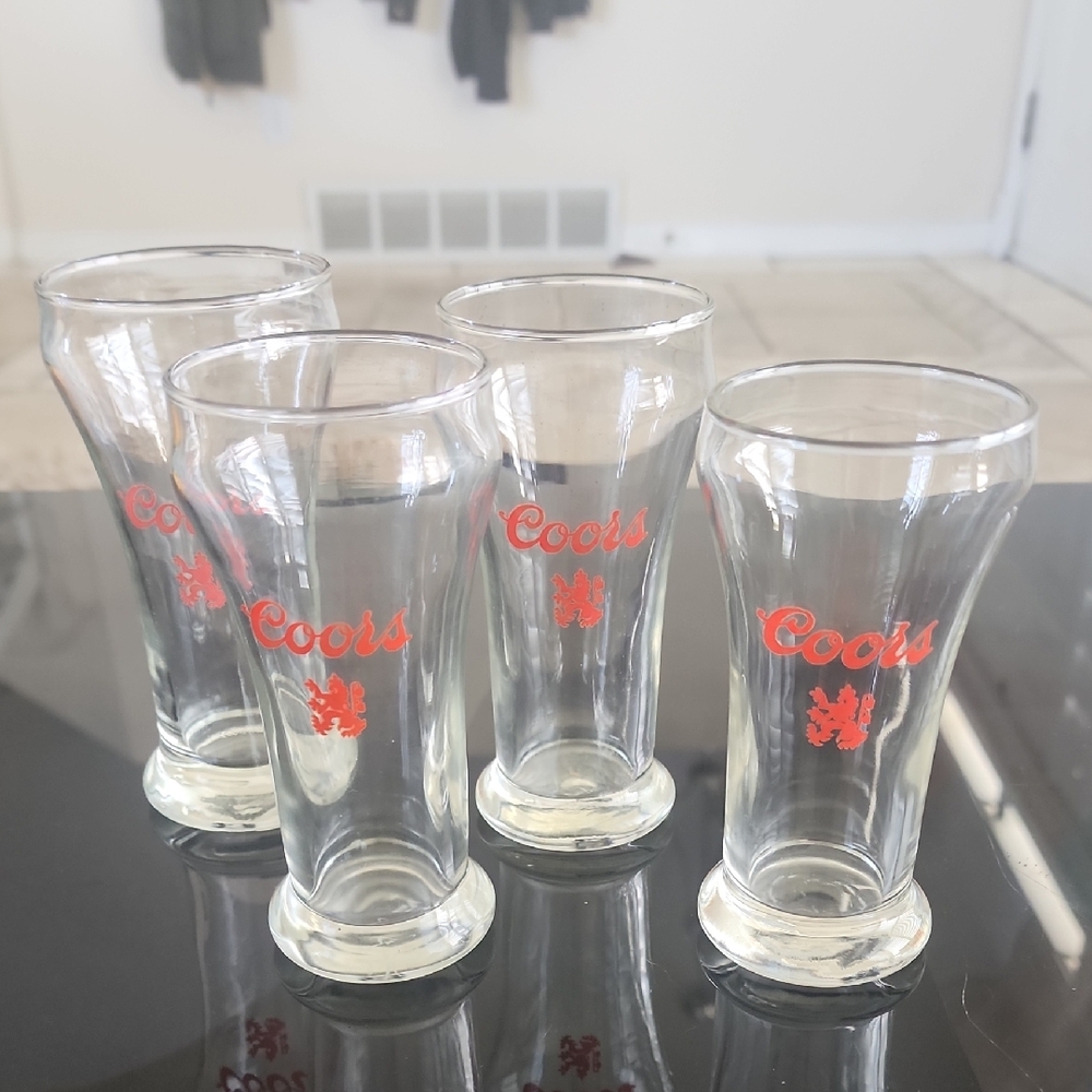 Vintage Pilsner Glasses Set Of Four